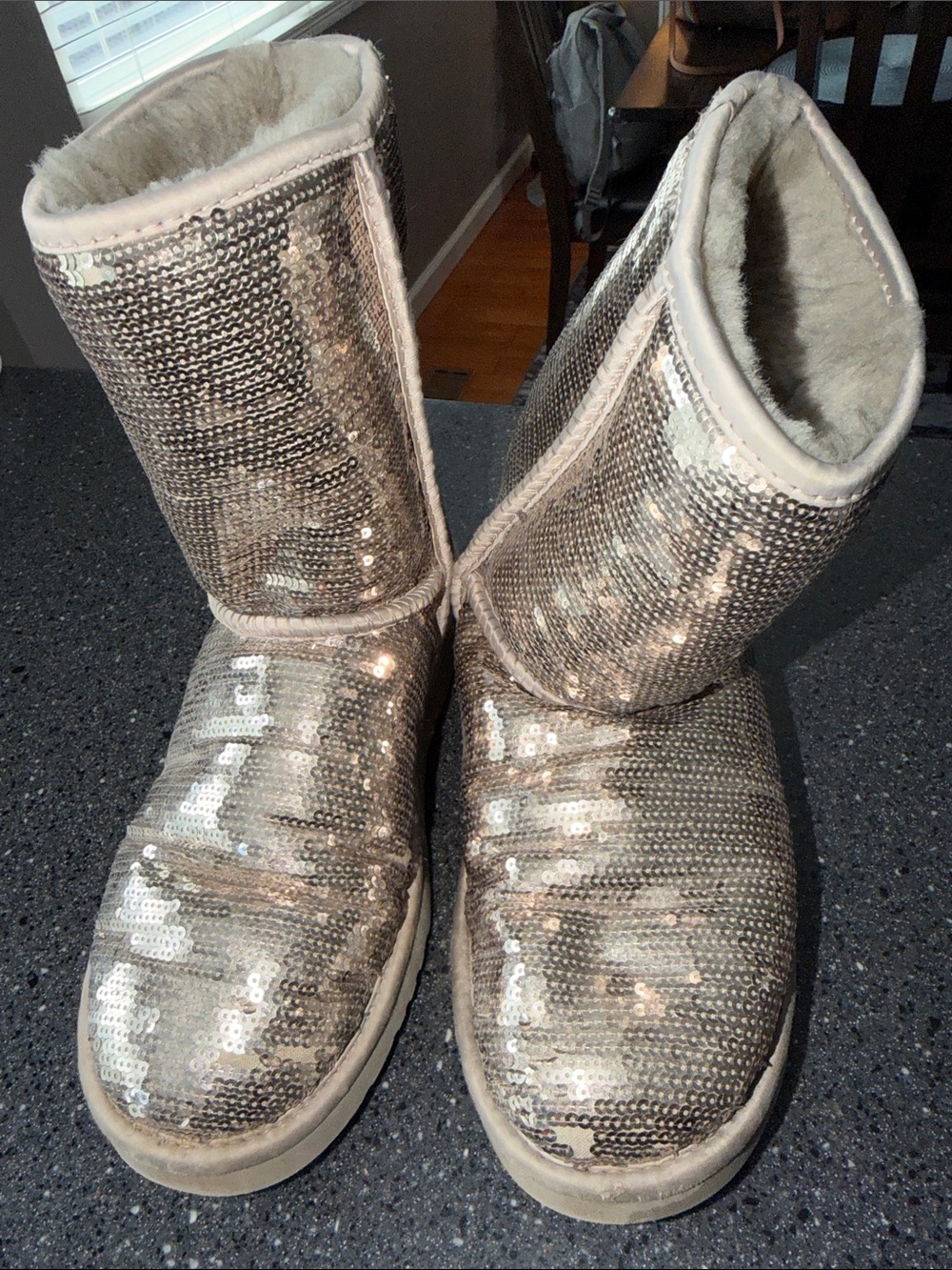 UGG Sequin Short Winter Boots - Sparkling Silver - Picture 8 of 8